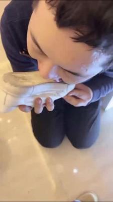 【潘妮S】素人学生主玩暴兄弟狗 bf22973