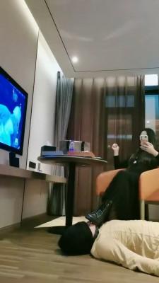 【猫神大人】黑短靴御姐蹂躏 bf22837