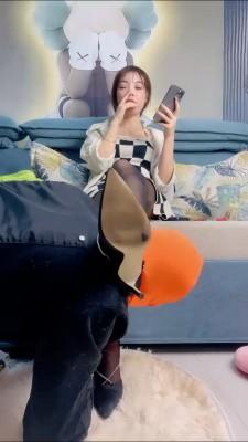 【梦涵】边直播边踩脚垫【续集】 bf22936