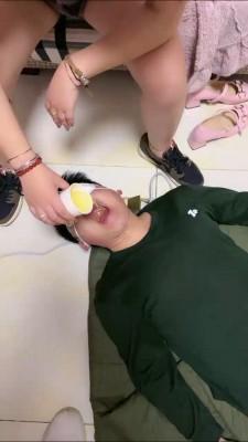 【璐璐】舔脏鞋/初尝圣水/重度耳光/口水 bf22901