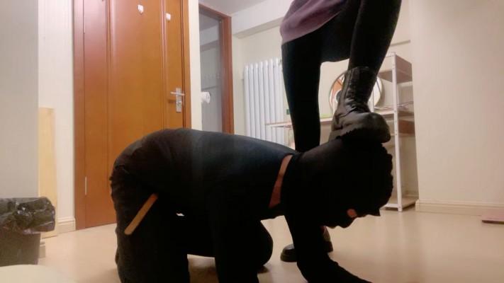 【肉肉】靴子全体重踩踏/舔脏鞋 bf22899