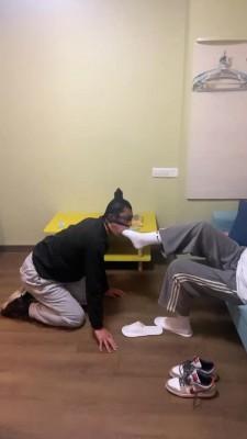 【澜希】学妹的脚下狗 bf22833