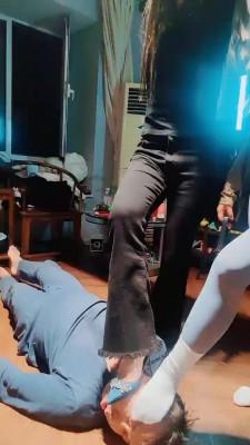 【鹤渡S】带素人闺蜜私人影院玩狗 bf22919