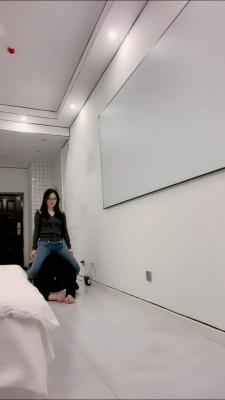 【夏娃】长靴御姐蹂躏贱狗 bf22785