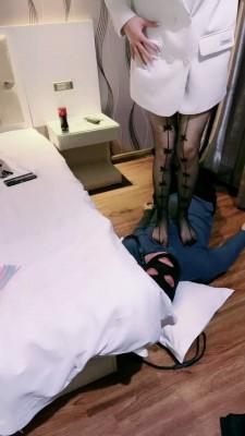 【靡兔】长靴网袜教训偷拍狗 bf22800