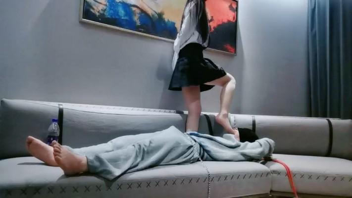 【猫神大人】学院御姐风全体重踩踏 bf22891