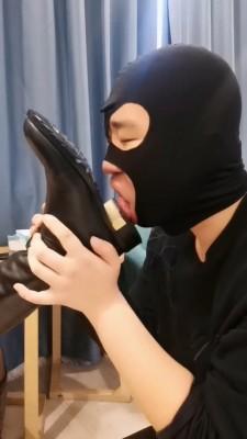 【冷御女王】长靴黑丝强迫老公做狗 bf22724