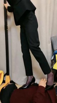 【暴力美学】残暴女总裁对付员工 bf22725