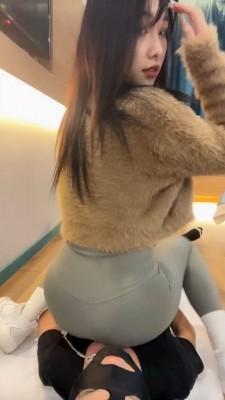 【田甜圈】艺校女神虐地毯 bf22758