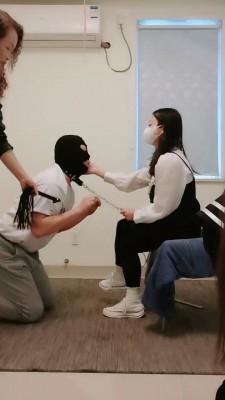 【安静大大】亲三母女虐杀圈养奴【三视角完整版】 bf22586