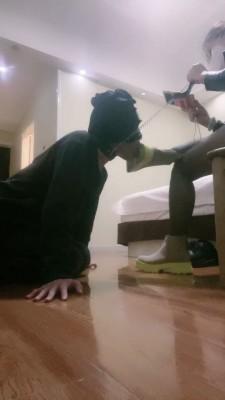 【诗恩大人】长靴全体重踩踏+舔脏鞋【双视角版】 bf22545