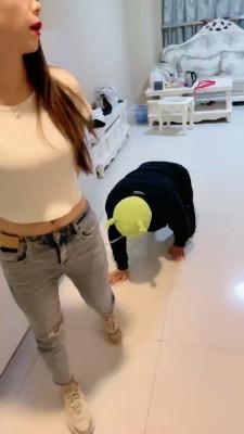 【梦涵小主】暴力惩罚偷原味路人 bf22710