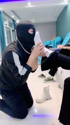 【精神小妹】户外搭讪学生妹回家调我 bf22541