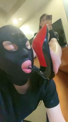 【甜依】ol高跟裸足狂舔 bf22538