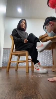 【朱砂痣】桌底下的贱狗奴 bf22491