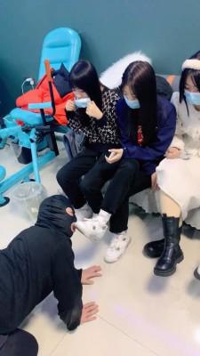 【精神小妹】大型室内暴力专场 bf22535