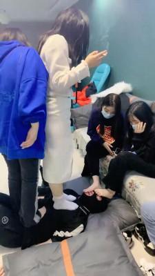 【精神小妹】大型室内暴力专场 bf22535