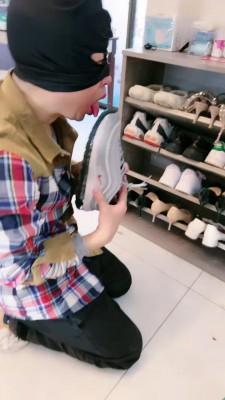 【罗宾】舌头清理马桶圣水刷牙 bf22459