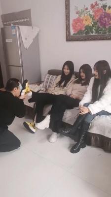 【精神小妹】三女神发泄耳光暴打 bf22455