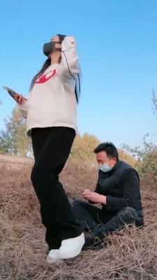 【猫神大人】野外抓住偷拍狗调【双视角版】 bf20354