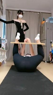 【暴力美学】母畜-枷锁固定重度抽打 bf22311