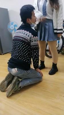 【一璇】家奴打扫卫生素人表弟突然客串当狗【双视角版】  JS22122701