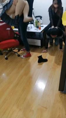 【一璇】家奴打扫卫生素人表弟突然客串当狗【双视角版】  JS22122701