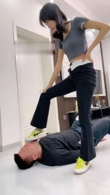 【麋鹿银儿】女神双胞胎姐妹极致重度-踩踏/深喉 bf22249