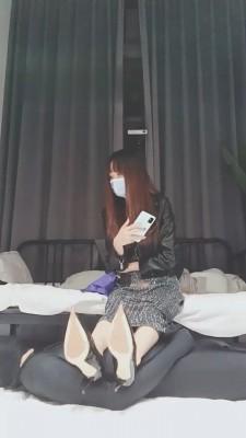 【美娜格格】全包窒息地毯狗 bf22222