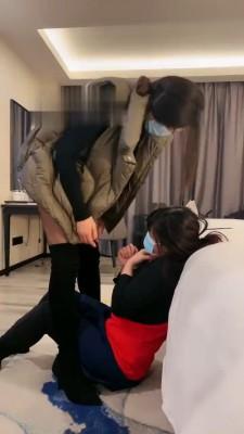 【丹祖宗】小三母狗被我抓住【双视角版】 bf22213