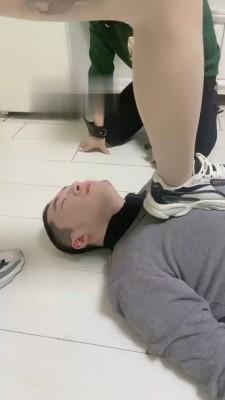 【晴儿】姐妹花狠虐父子奴【双视角版】 bf22185