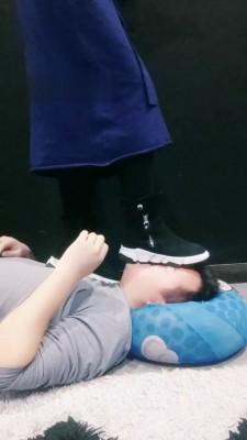 【敏敏郡主】电影院舔素人脏鞋【双视角版】 bf22171