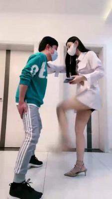 【罗宾】华伦天奴挑战1000下踢 bf22184