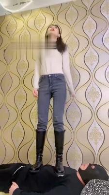 【冷鸢大大】长靴白袜全体重踩踏 bf22176