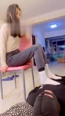 【冷鸢大大】长靴白袜全体重踩踏 bf22176