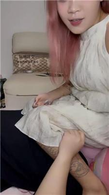【七七】纹身小妹-抽耳光舔臭脚丫/坐脸窒息/灌圣水/喂口水 bf43653