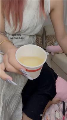 【七七】纹身小妹-抽耳光舔臭脚丫/坐脸窒息/灌圣水/喂口水 bf43653