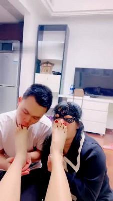 【莫妮卡】母狗闺蜜跑骚的下场【双视角版】 bf22155