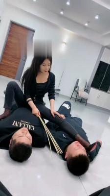 【麋鹿银儿】群调-当着素人闺蜜面调狗 bf22141