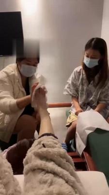 【橘子没熟】足浴店公开处刑母狗 bf22106