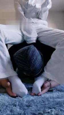 【启蒙老师】近距离白袜裸足调狗 bf22092