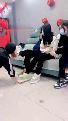 【精神小妹】3S原味袜气味羞辱/踩踏 bf22044