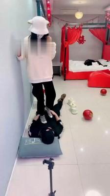 【精神小妹】3S原味袜气味羞辱/踩踏 bf22044