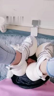 【启蒙老师】羞辱踩踏脚垫【续集】 bf22043