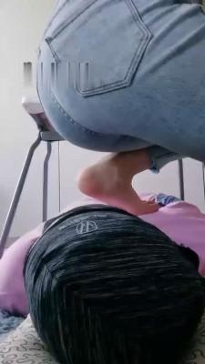 【启蒙老师】羞辱踩踏脚垫【续集】 bf22043