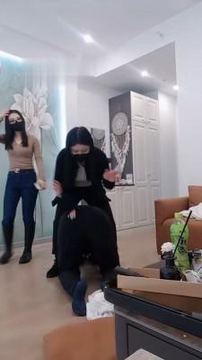 【安可】邻居两姐妹踩虐业主【双视角完整版】 bf21934