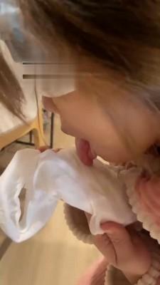 【橘子没熟】强制母畜舔脏鞋/舔发黄内裤/磕头【完整版】bf21963 【橘子没熟】强制母畜舔脏鞋/舔发黄内裤/磕头【完整版】bf21963