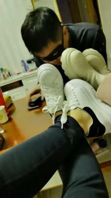 【文文文】舔素人的脏鞋 bf21954