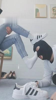 【灵竹】迷恋小白鞋棉袜的狗 bf21945