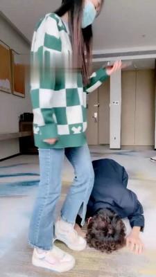 【子衿S】艺校女神诱惑师兄做狗 bf21939